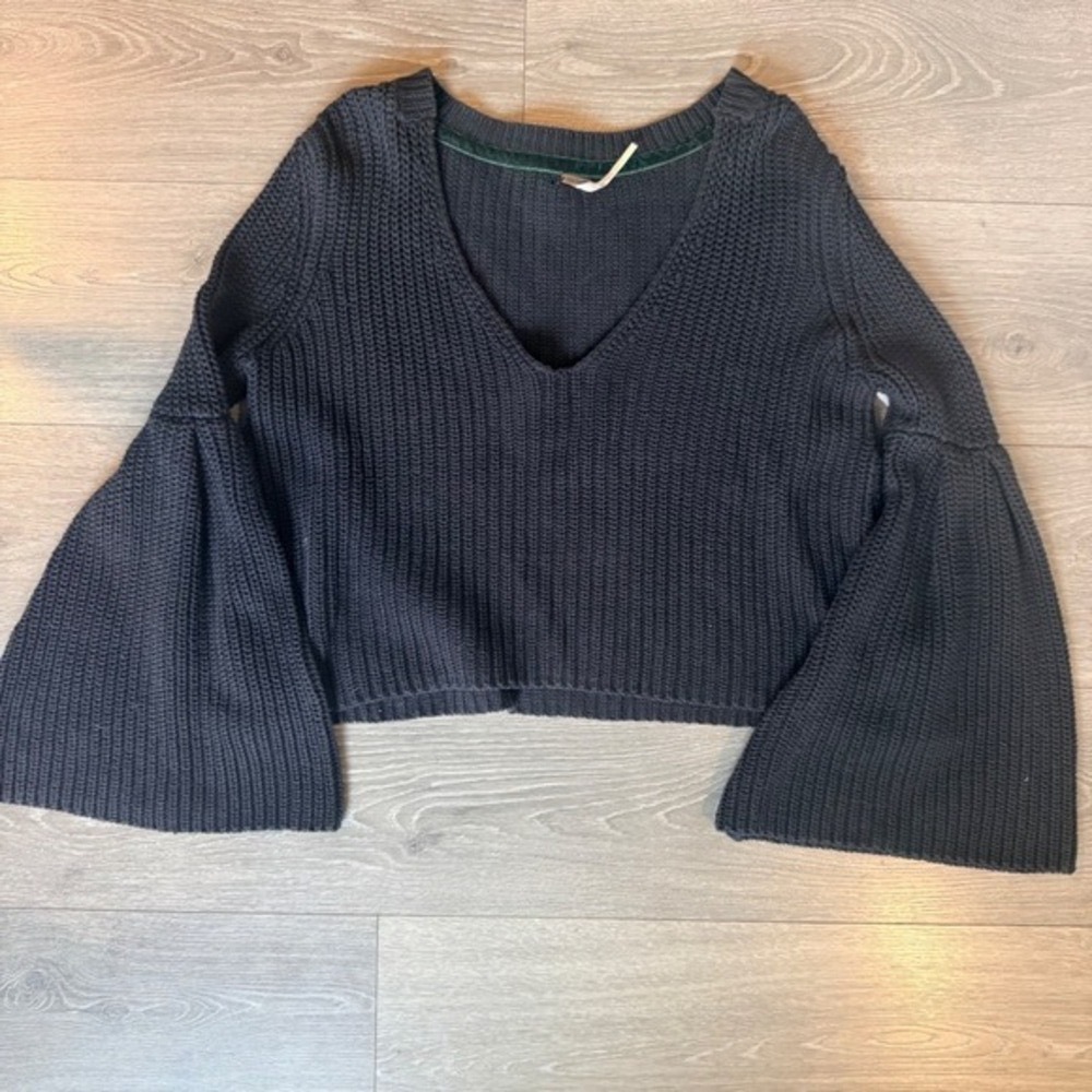 Free‎ People Damsel Bell Sleeves Chunky Knit Cropped Sweater Black Womens XS